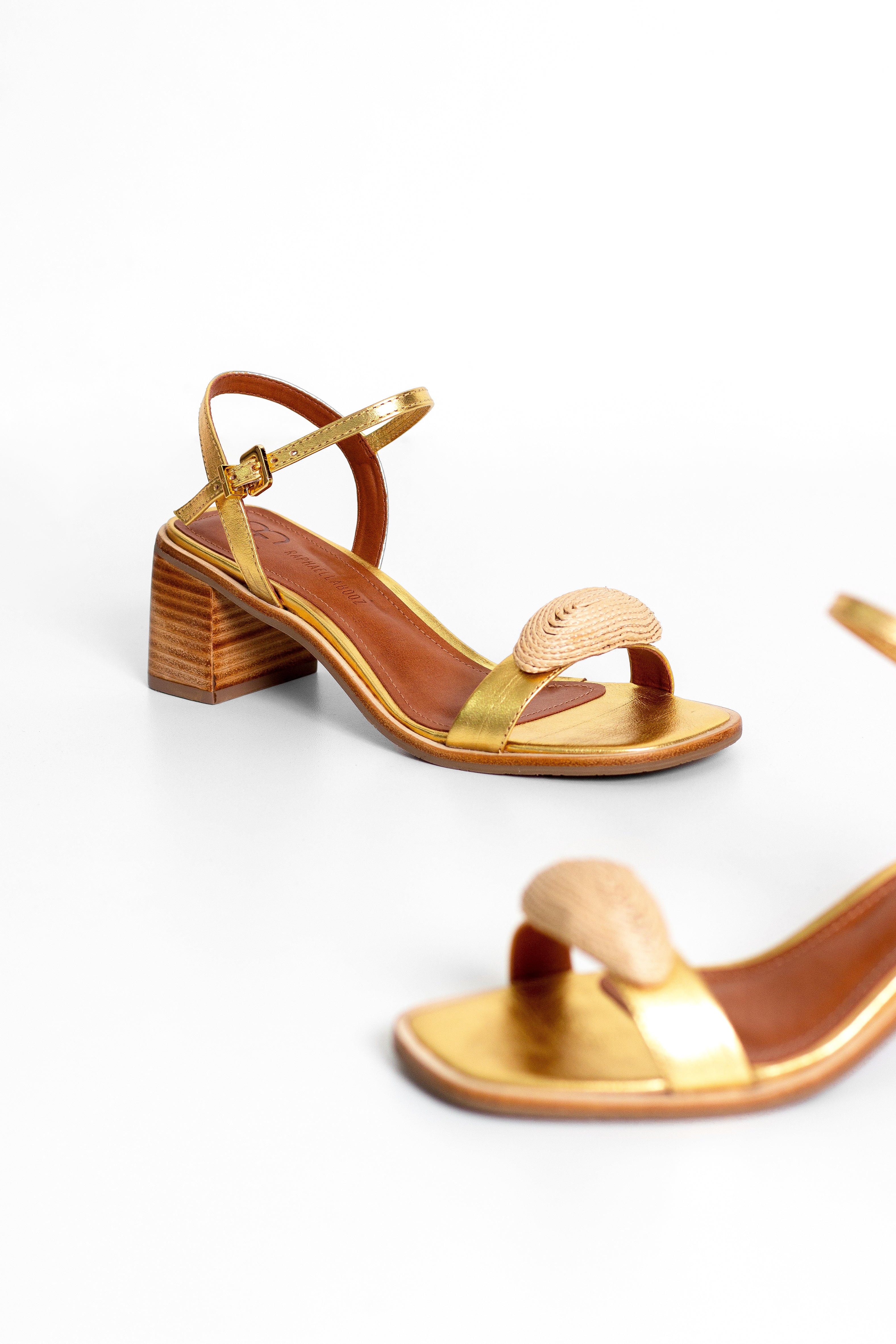 Raphaella Booz - Verão 26